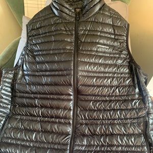 Patagonia Men’s XL Ultralight Down Vest